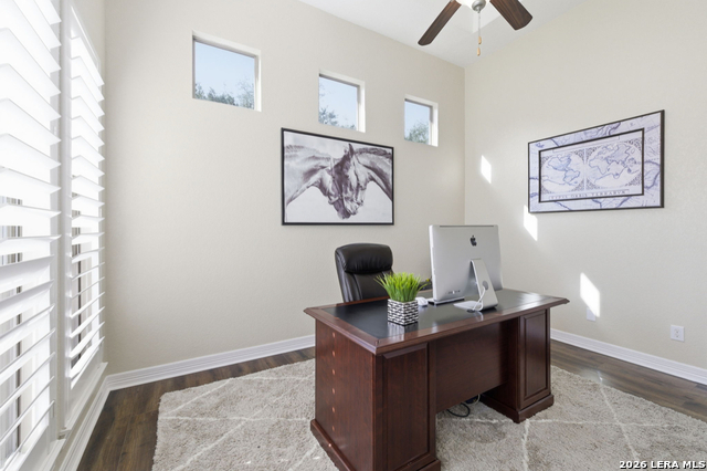 Image 23 of 41 For 25910 Trickling Rock