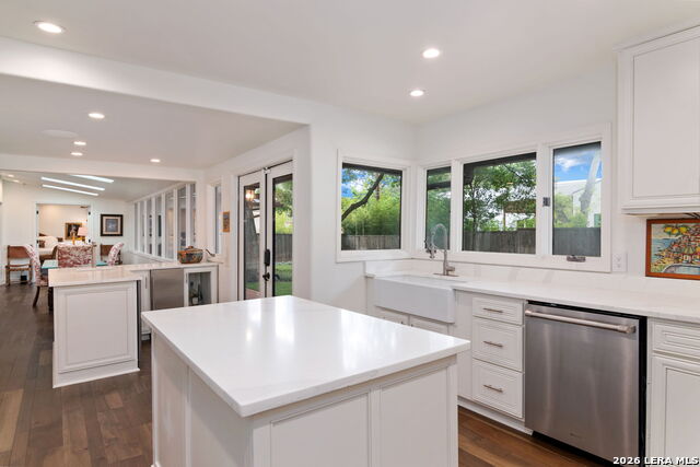 Image 32 of 48 For 340 Morningside Dr