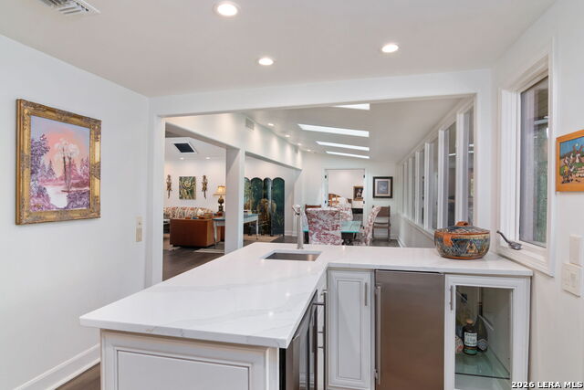 Image 33 of 48 For 340 Morningside Dr