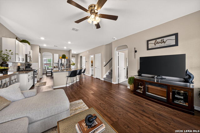 Image 6 of 32 For 630 Cheeked Pintail