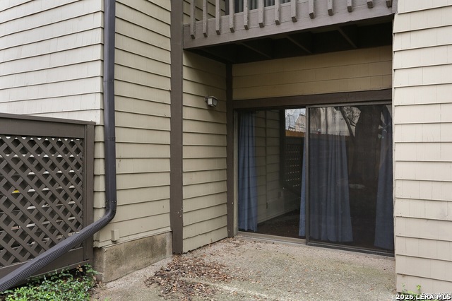 Image 14 of 14 For 11815 Vance Jackson  2404