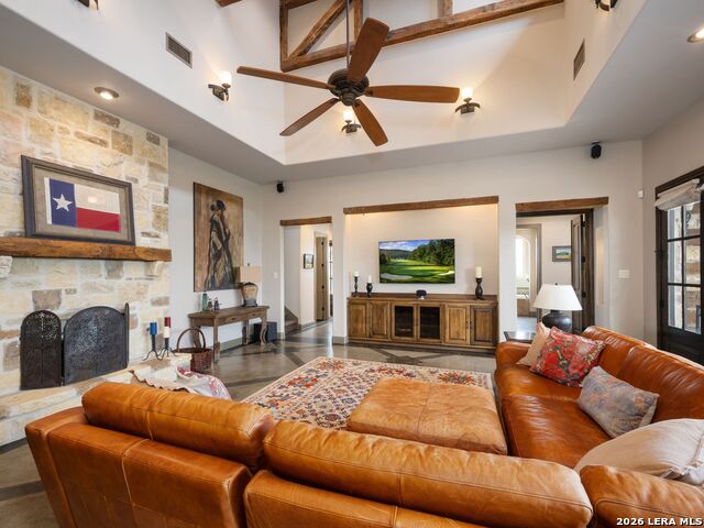 Image 21 of 70 For 2717 B & R Rd