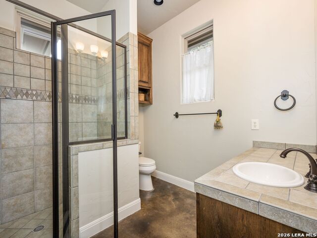 Image 33 of 70 For 2717 B & R Rd