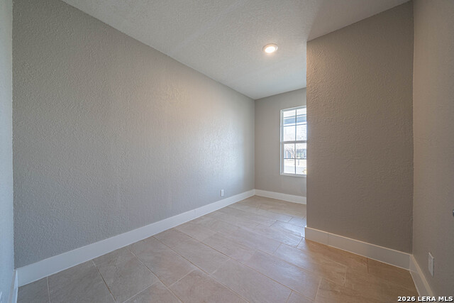 Image 20 of 34 For 7334 Glen Hart