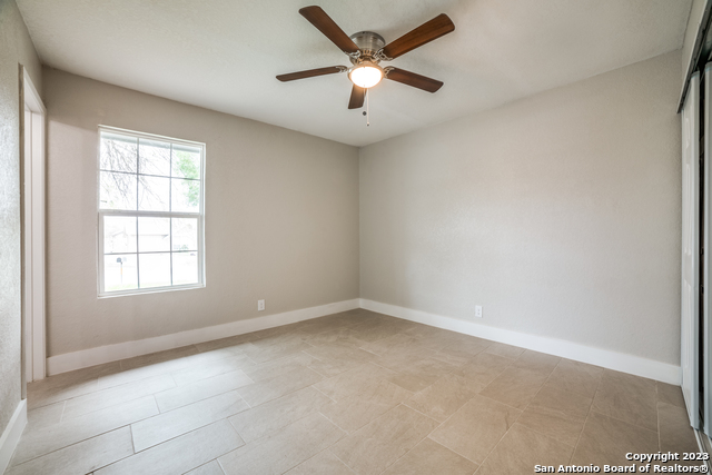 Image 23 of 34 For 7334 Glen Hart