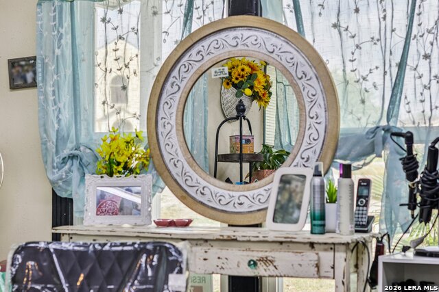 Listing photo id 18 for 102 Lady Badger