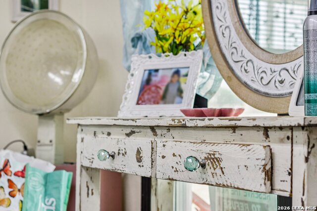 Listing photo id 19 for 102 Lady Badger