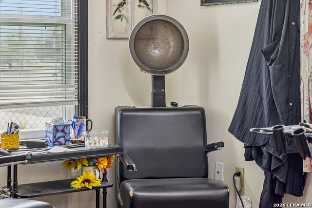 Listing photo id 23 for 102 Lady Badger