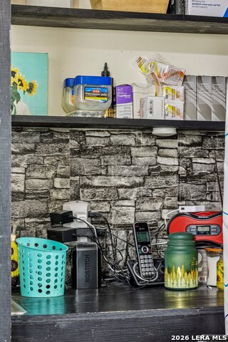 Listing photo id 26 for 102 Lady Badger