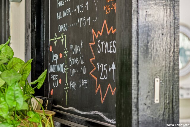 Listing photo id 30 for 102 Lady Badger