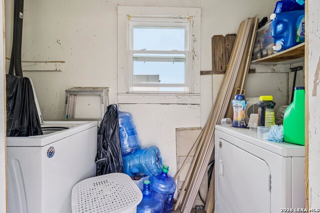 Listing photo id 40 for 102 Lady Badger