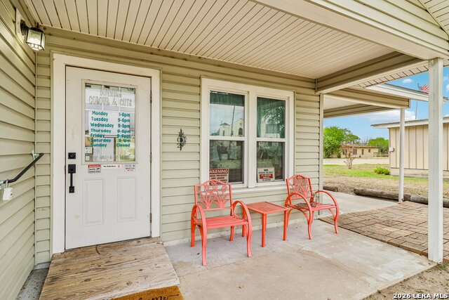 Listing photo id 5 for 102 Lady Badger