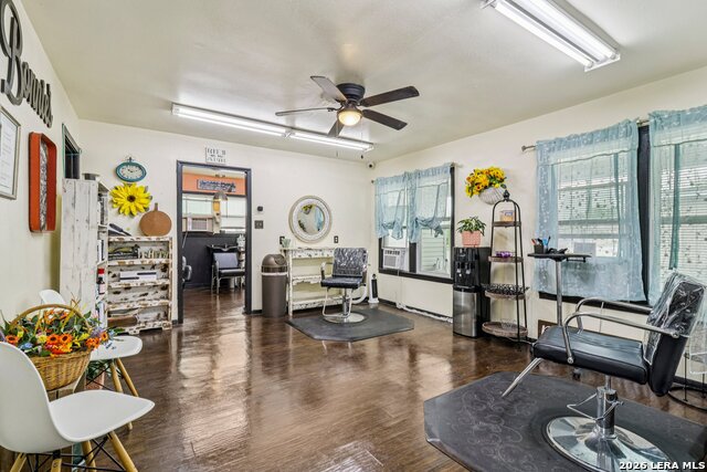 Listing photo id 7 for 102 Lady Badger