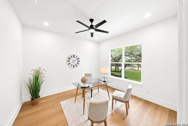 Image 16 of 49 For 728 Mountain Creek Trail