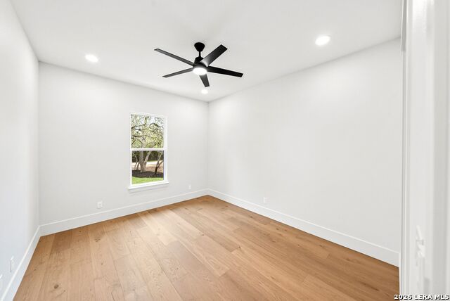 Image 31 of 49 For 728 Mountain Creek Trail