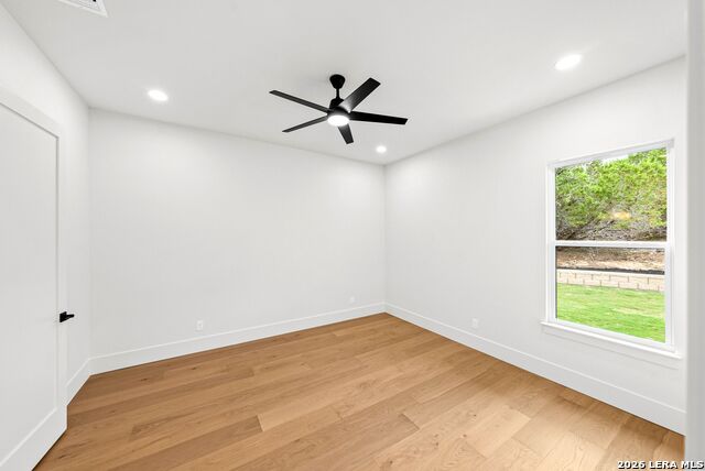 Image 36 of 49 For 728 Mountain Creek Trail