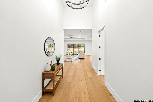 Image 5 of 49 For 728 Mountain Creek Trail