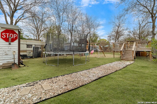 Image 21 of 25 For 1650 Laurel W