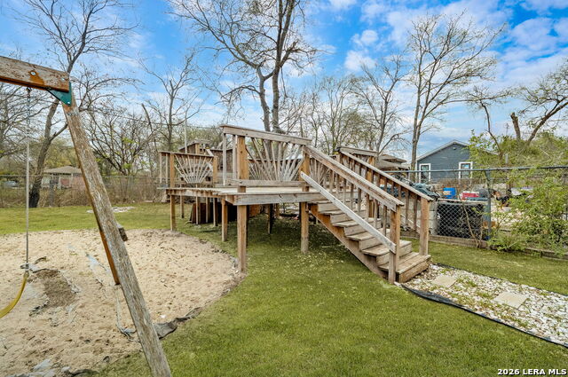 Image 24 of 25 For 1650 Laurel W