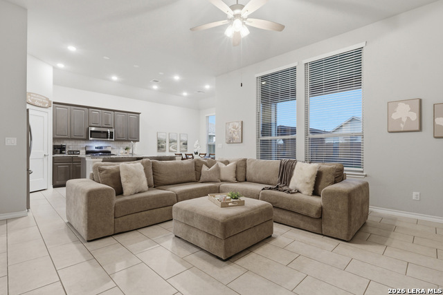 Image 5 of 19 For 10131 Harr Knl