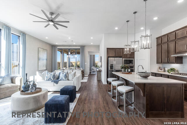 Image 12 of 47 For 11774 Stoltzer