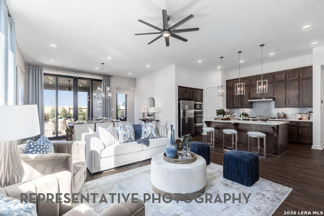 Image 15 of 47 For 11774 Stoltzer