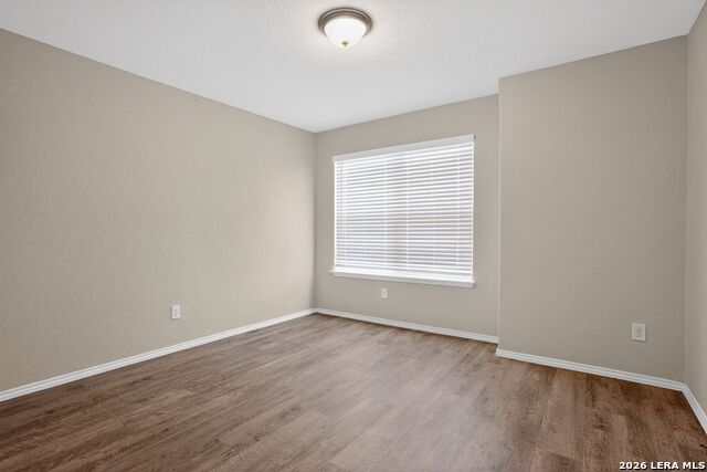 Image 15 of 26 For 7504 Twin Pine Ct