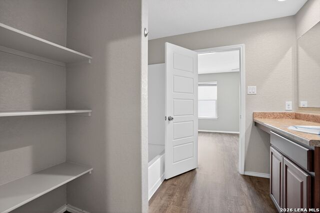 Image 20 of 26 For 7504 Twin Pine Ct