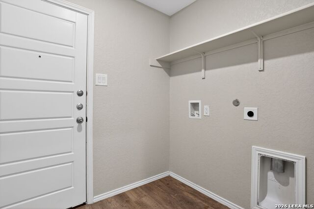 Image 23 of 26 For 7504 Twin Pine Ct