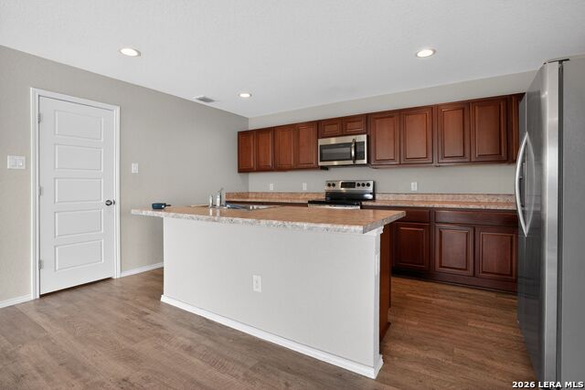 Image 8 of 26 For 7504 Twin Pine Ct