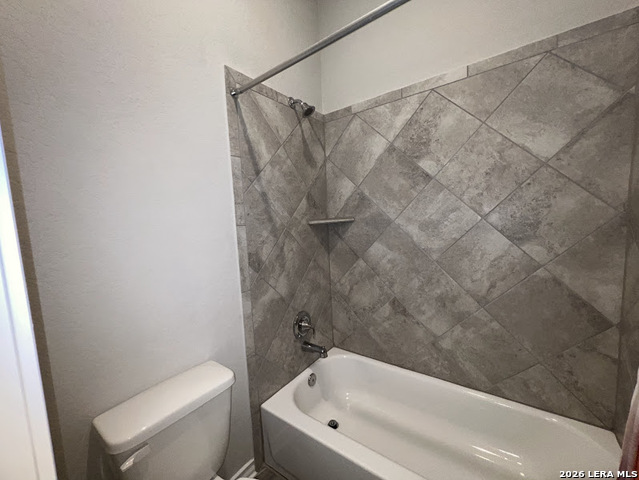 Image 20 of 35 For 307 James Bonham Way