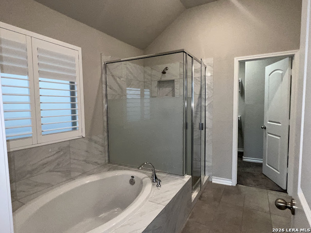 Image 22 of 35 For 307 James Bonham Way