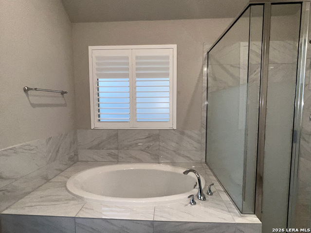 Image 23 of 35 For 307 James Bonham Way