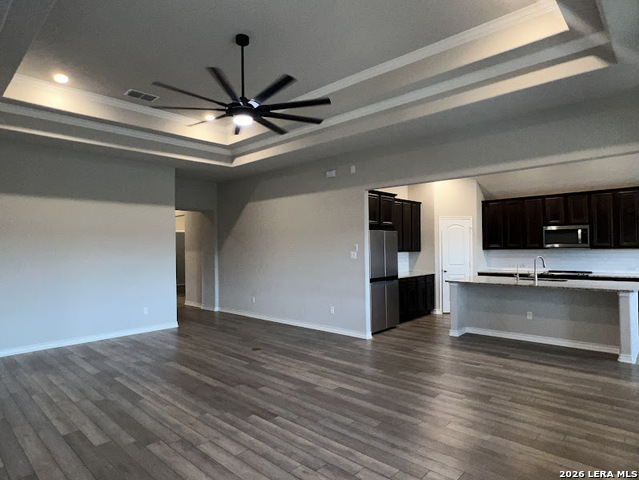 Image 6 of 35 For 307 James Bonham Way