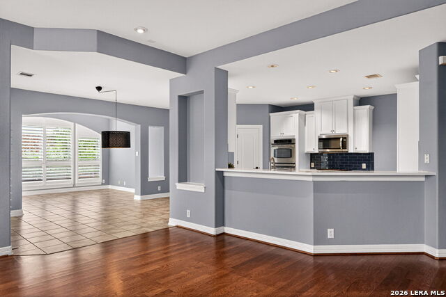 Image 15 of 54 For 25922 Peregrine Rdg