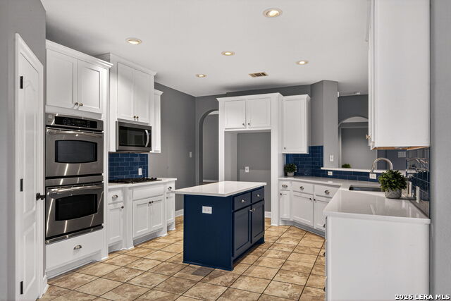 Image 17 of 54 For 25922 Peregrine Rdg