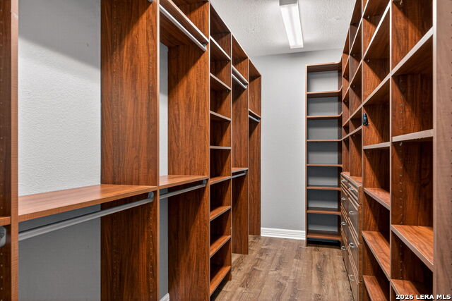 Image 30 of 54 For 25922 Peregrine Rdg