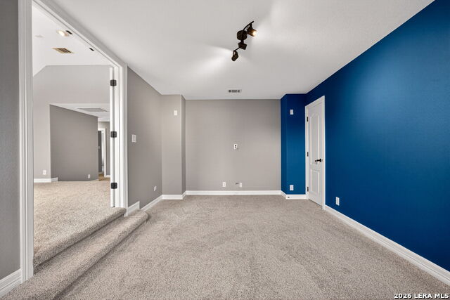 Image 39 of 54 For 25922 Peregrine Rdg