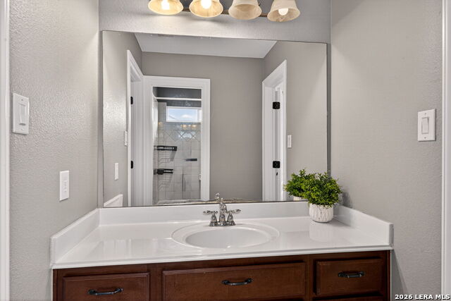 Image 40 of 54 For 25922 Peregrine Rdg