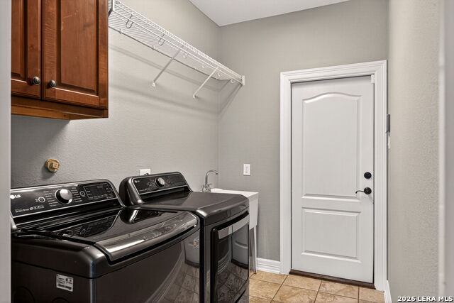 Image 43 of 54 For 25922 Peregrine Rdg