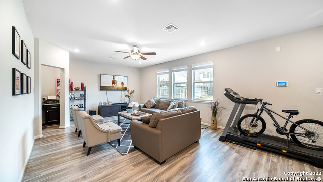 Image 8 of 18 For 2339 Castello