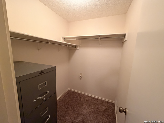 Image 13 of 27 For 8349 Morning Grv