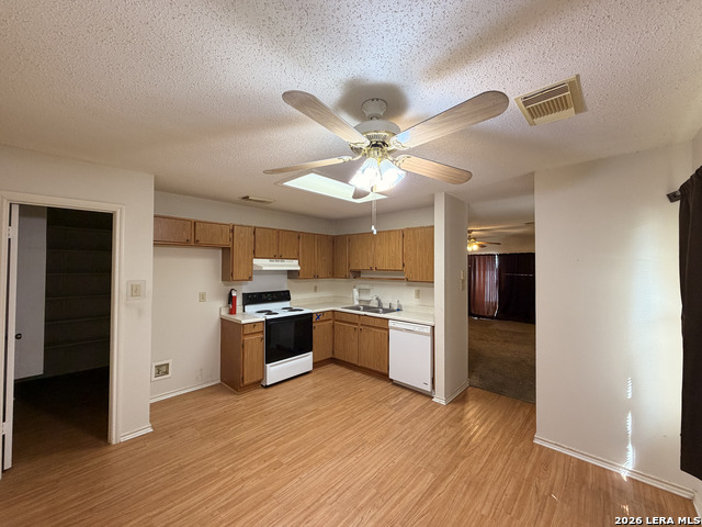 Image 6 of 27 For 8349 Morning Grv