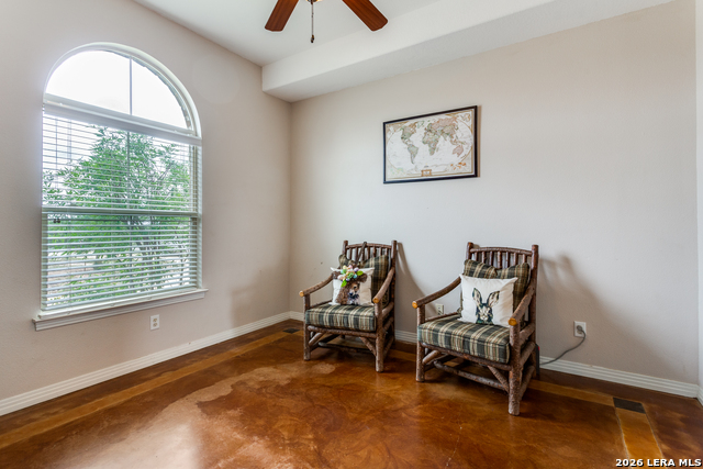 Image 10 of 43 For 106 River Mountain Dr