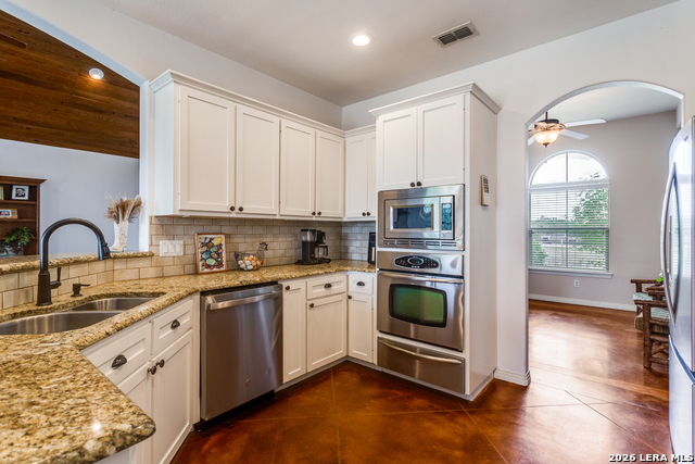 Image 12 of 43 For 106 River Mountain Dr