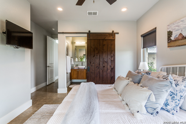 Image 34 of 43 For 106 River Mountain Dr