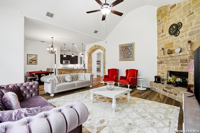 Image 8 of 50 For 3023 Spider Lily