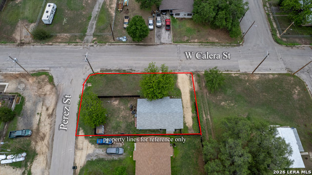 Image 32 of 34 For 411 Calera W