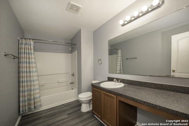 Image 11 of 29 For 5402 Harefield Dr