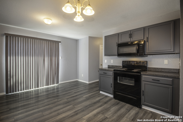 Image 12 of 29 For 5402 Harefield Dr